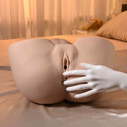 Squirt For Me XL Riley Reid Realistic Squirting Sucking Vibrating Stroker - Light