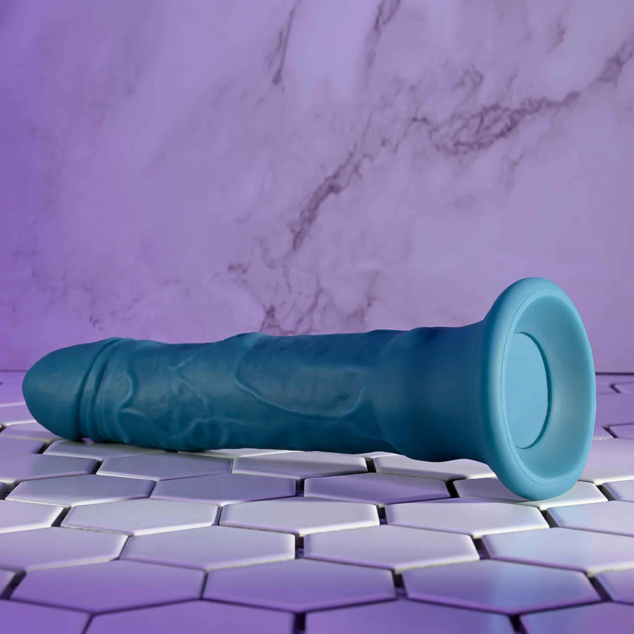 Evolved Tsunami Dildo with remote