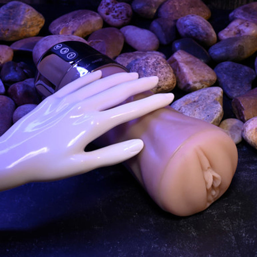 Zero Tolerance Tight Lipped - Light