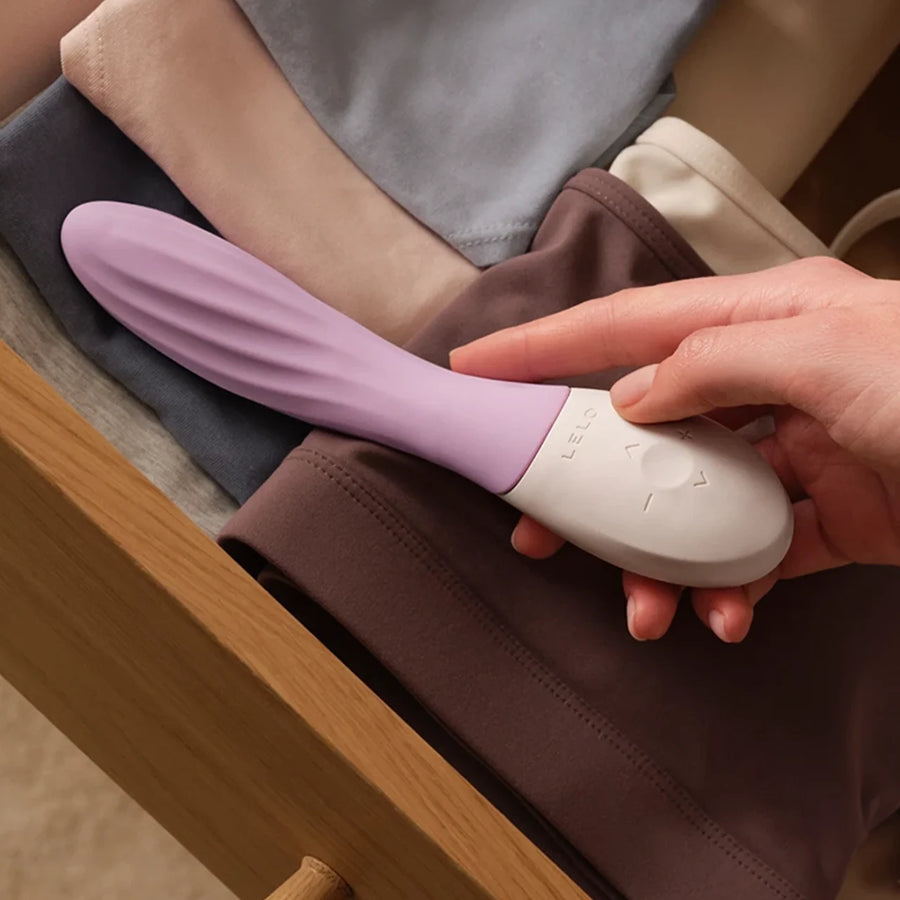 Lelo Mona Twist Aqua G-Spot Vibe