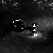 DIAMOND PLUG BLACK