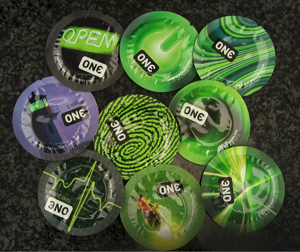 ONE Glowing Pleasures Condoms